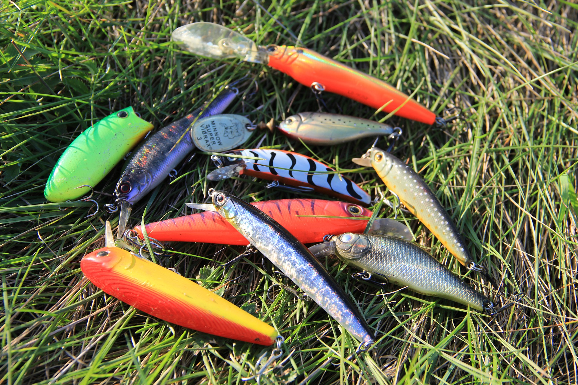 How to Make a Sinking Wooden Lure 